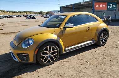 Volkswagen Beetle 2016