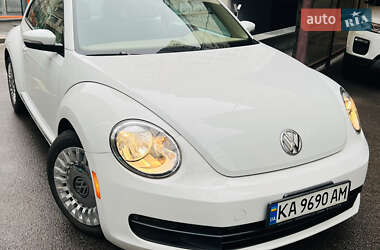 Хэтчбек Volkswagen Beetle 2015 в Киеве