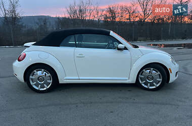 Кабриолет Volkswagen Beetle 2012 в 