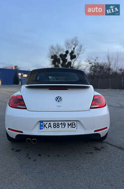 Кабриолет Volkswagen Beetle 2012 в 