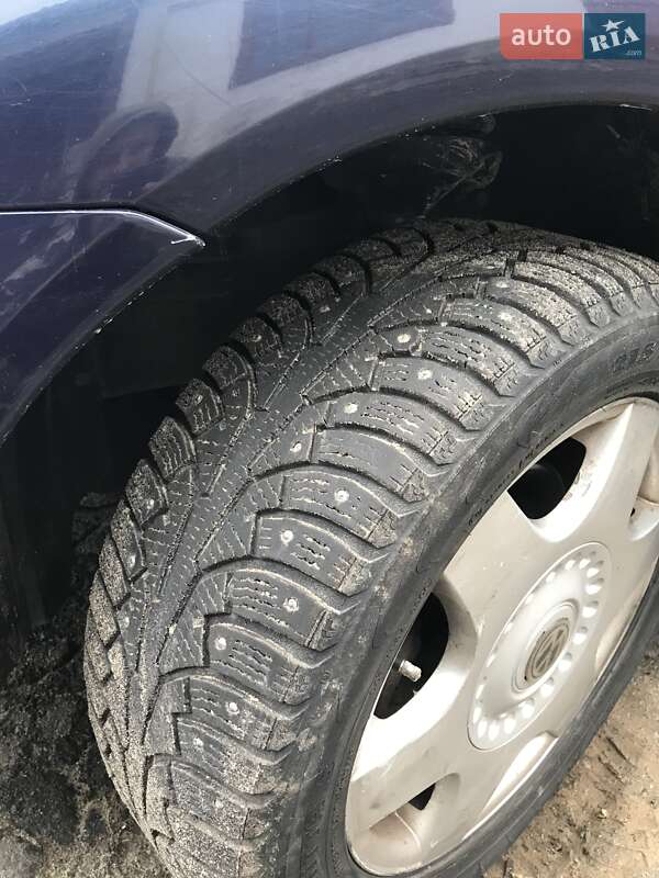 Хетчбек Volkswagen Beetle 2000 в Радомишлі