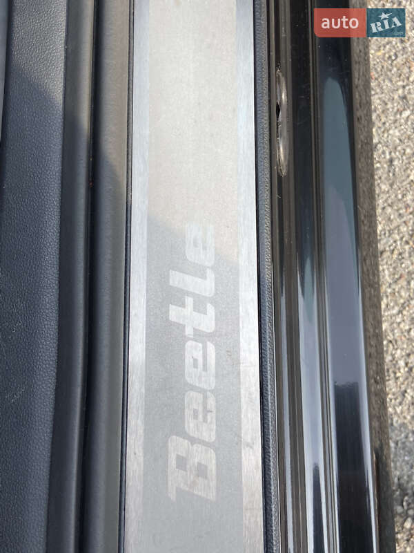 Хетчбек Volkswagen Beetle 2014 в Чернівцях