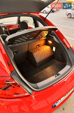 Хэтчбек Volkswagen Beetle 2014 в 