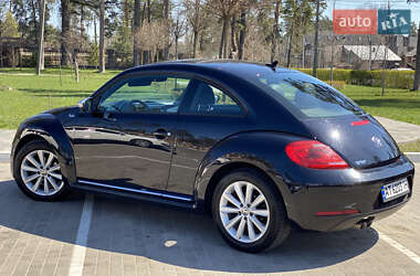Хэтчбек Volkswagen Beetle 2013 в 
