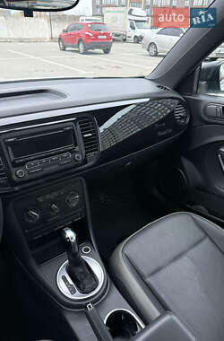 Хэтчбек Volkswagen Beetle 2015 в 