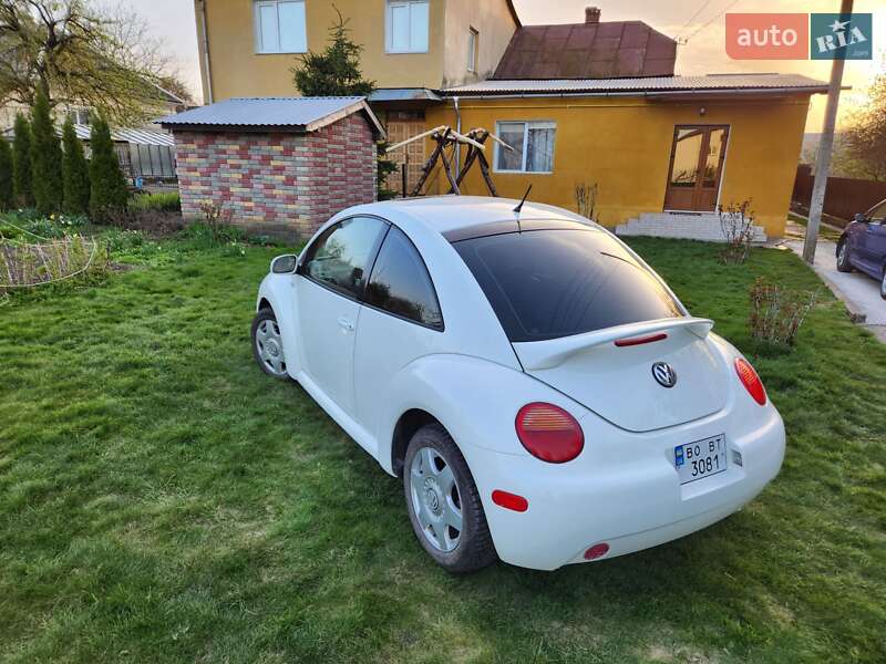 Хэтчбек Volkswagen Beetle 2000 в Тернополе