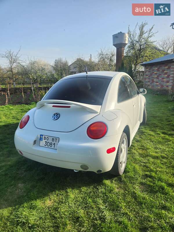 Хэтчбек Volkswagen Beetle 2000 в Тернополе