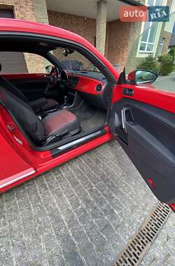 Хетчбек Volkswagen Beetle 2013 в 