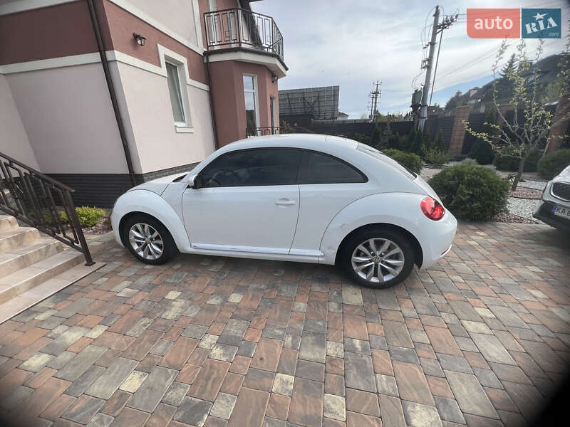 Хетчбек Volkswagen Beetle 2015 в Києві