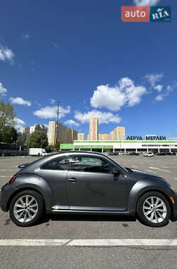 Хэтчбек Volkswagen Beetle 2017 в Киеве