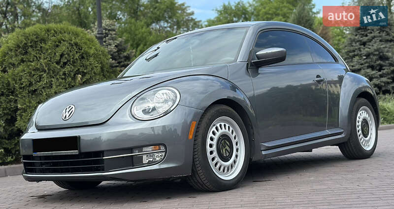 Хэтчбек Volkswagen Beetle 2014 в Днепре