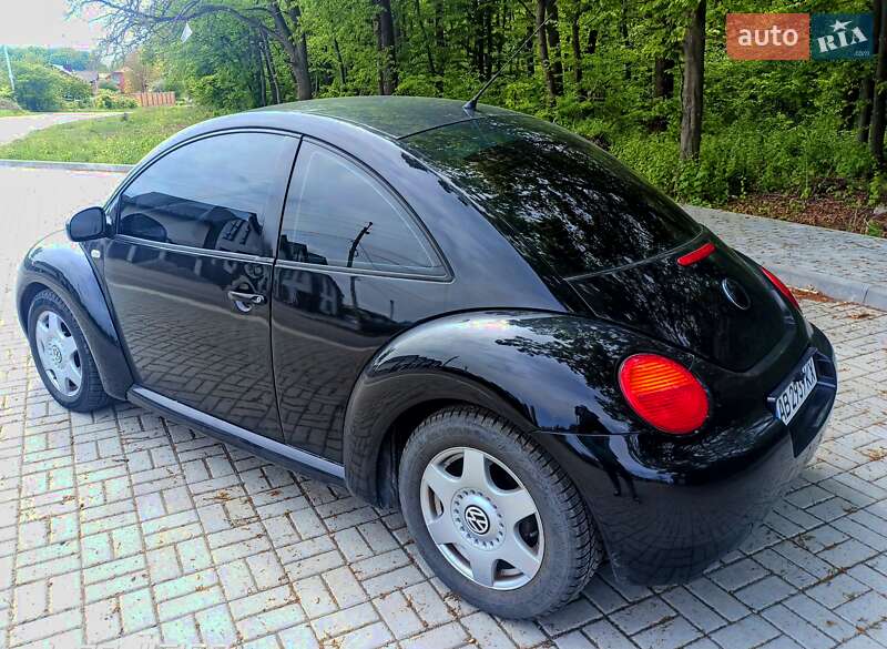 Хэтчбек Volkswagen Beetle 2000 в Виннице