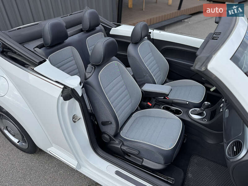 Кабріолет Volkswagen Beetle 2016 в Києві