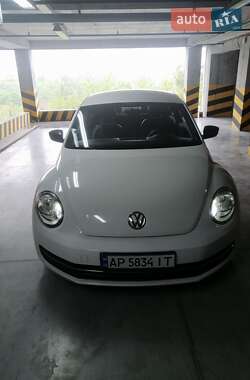 Хэтчбек Volkswagen Beetle 2015 в Киеве