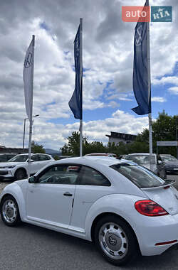Хэтчбек Volkswagen Beetle 2015 в 