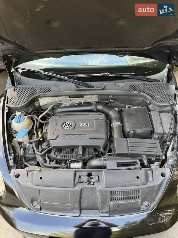 Хэтчбек Volkswagen Beetle 2014 в Львове