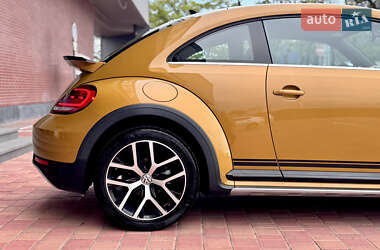 Хетчбек Volkswagen Beetle 2016 в 
