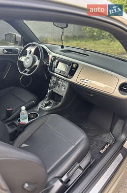 Хетчбек Volkswagen Beetle 2012 в 