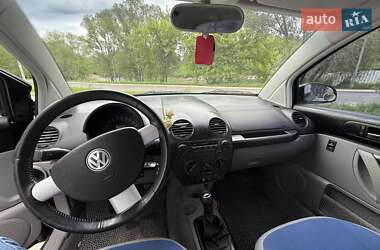 Хэтчбек Volkswagen Beetle 2000 в 