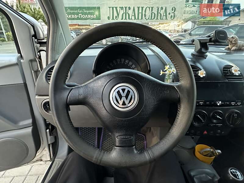 Хетчбек Volkswagen Beetle 1999 в Ужгороді