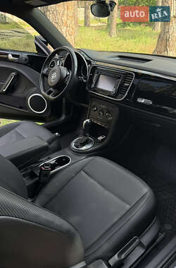 Хетчбек Volkswagen Beetle 2012 в 