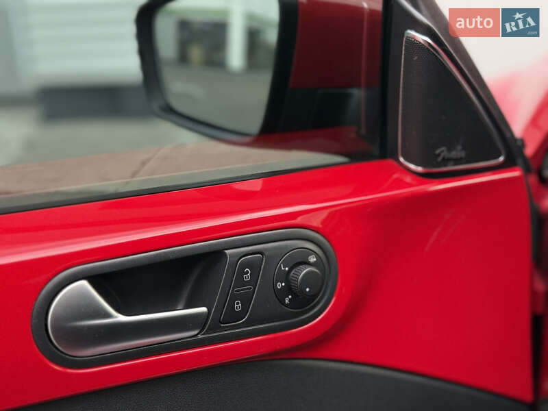 Хетчбек Volkswagen Beetle 2012 в Києві