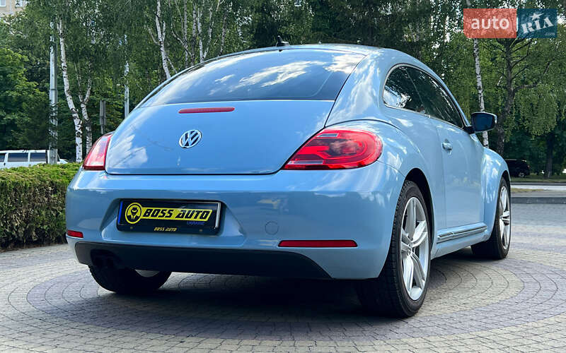 Хэтчбек Volkswagen Beetle 2015 в Львове