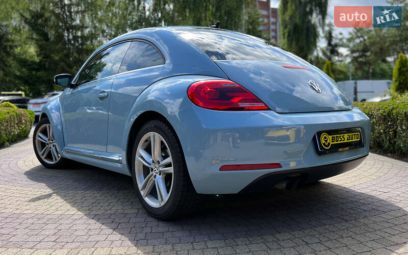Хэтчбек Volkswagen Beetle 2015 в Львове