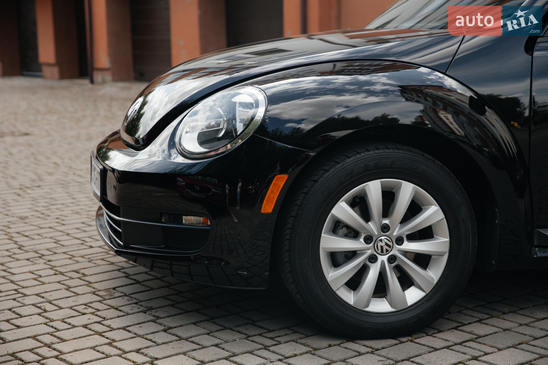2014 Volkswagen Beetle - мініатюра 3