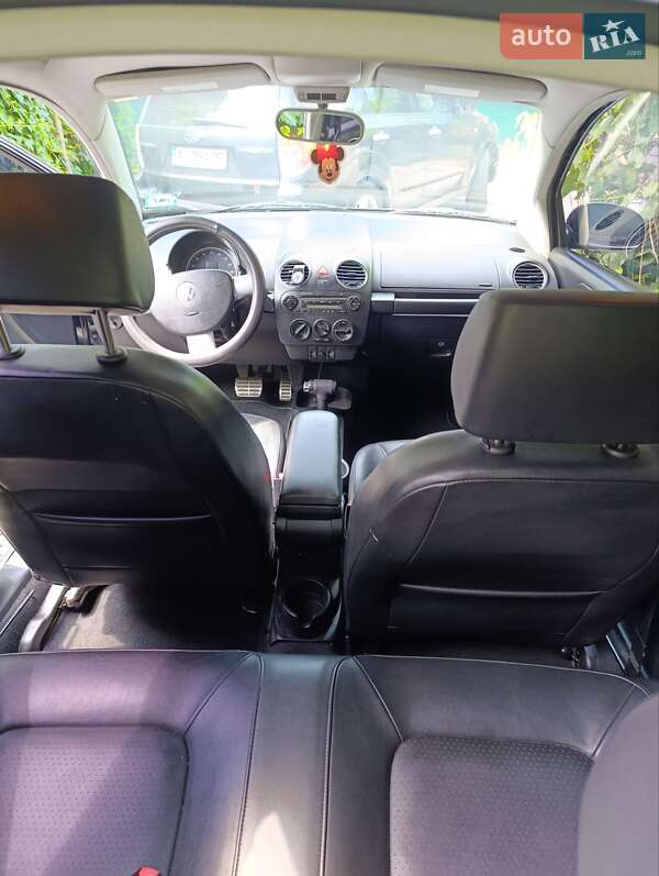 Хэтчбек Volkswagen Beetle 2010 в Киеве