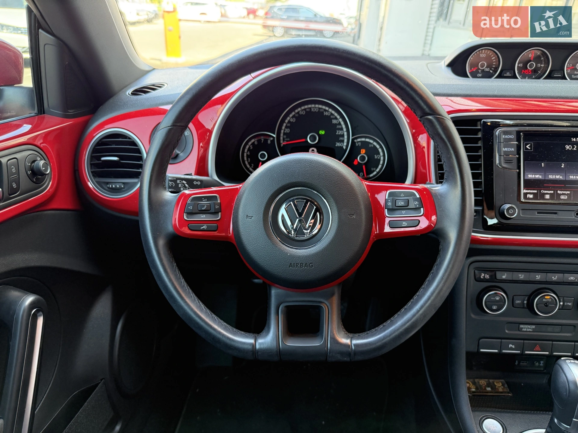 2016 Volkswagen Beetle - мініатюра 32