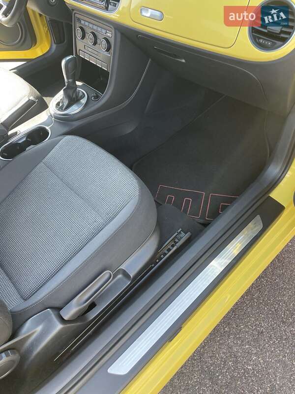 Хетчбек Volkswagen Beetle 2015 в Києві