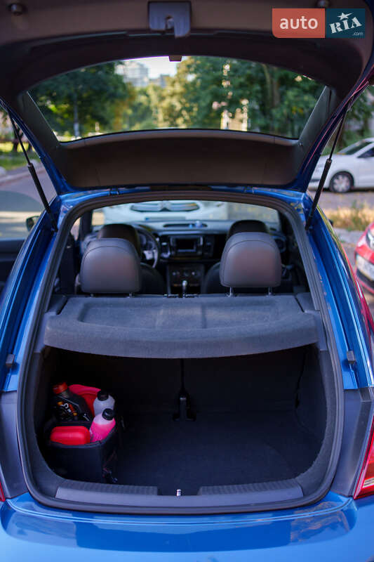 Хетчбек Volkswagen Beetle 2015 в Києві фото 33 Хетчбек Volkswagen Beetle 2015 в Києві