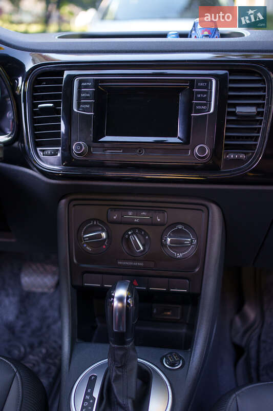 Хетчбек Volkswagen Beetle 2015 в Києві фото 36 Хетчбек Volkswagen Beetle 2015 в Києві