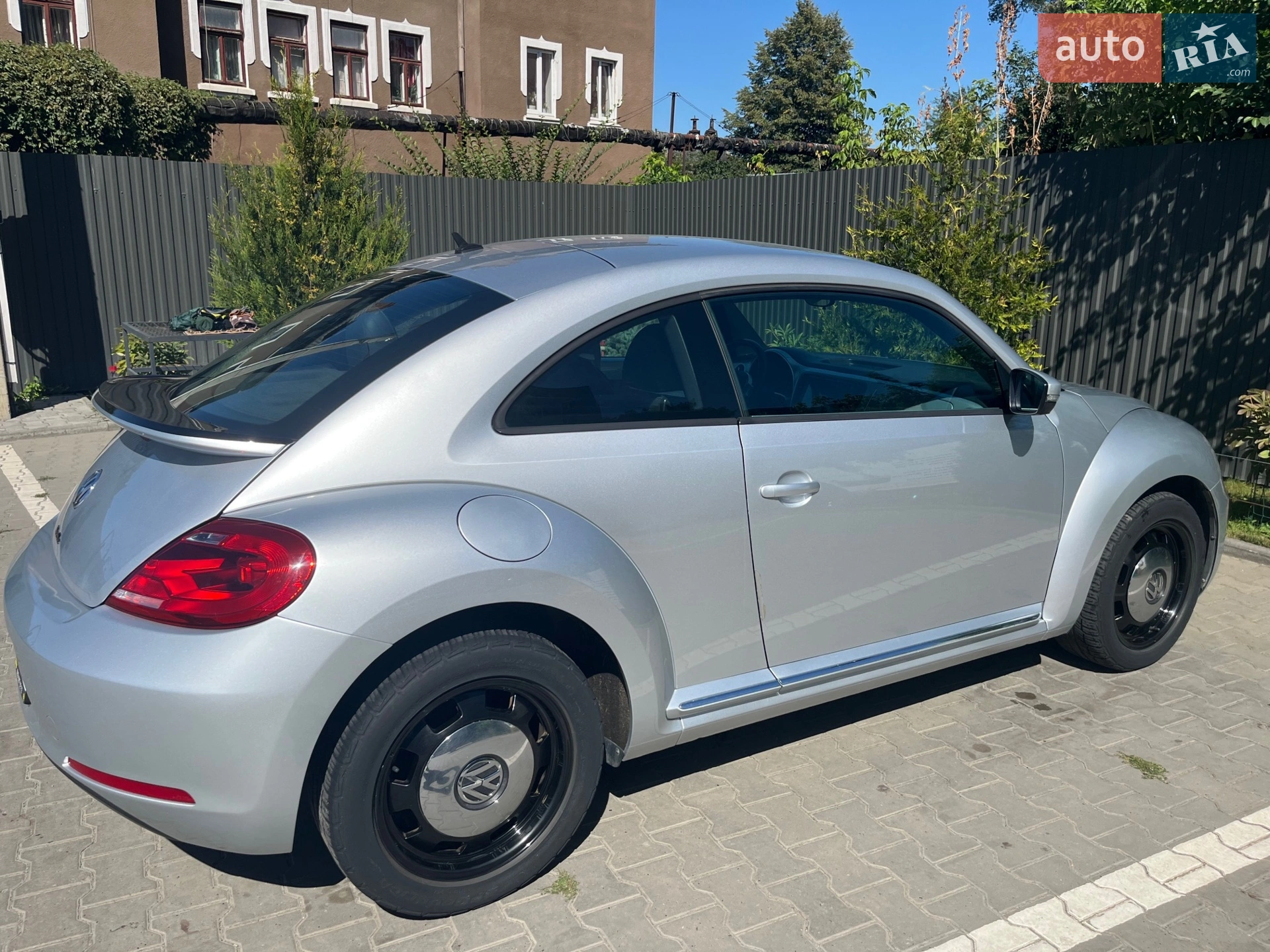 2013 Volkswagen Beetle - мініатюра 2