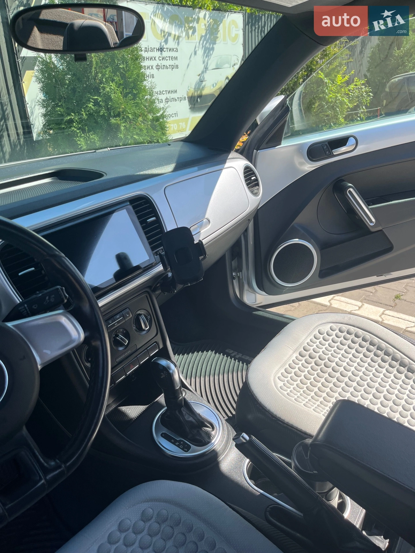 2013 Volkswagen Beetle - мініатюра 11