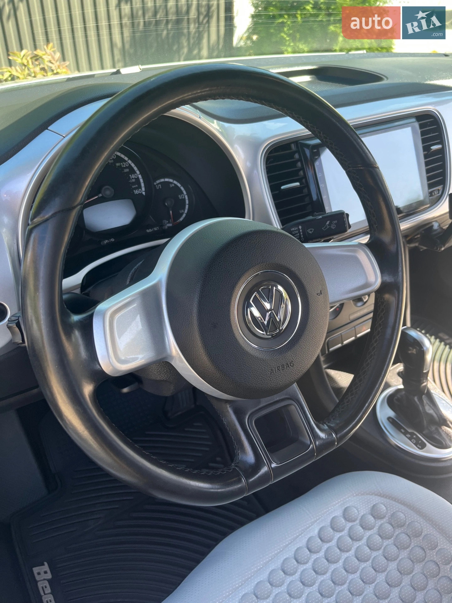 2013 Volkswagen Beetle - мініатюра 12