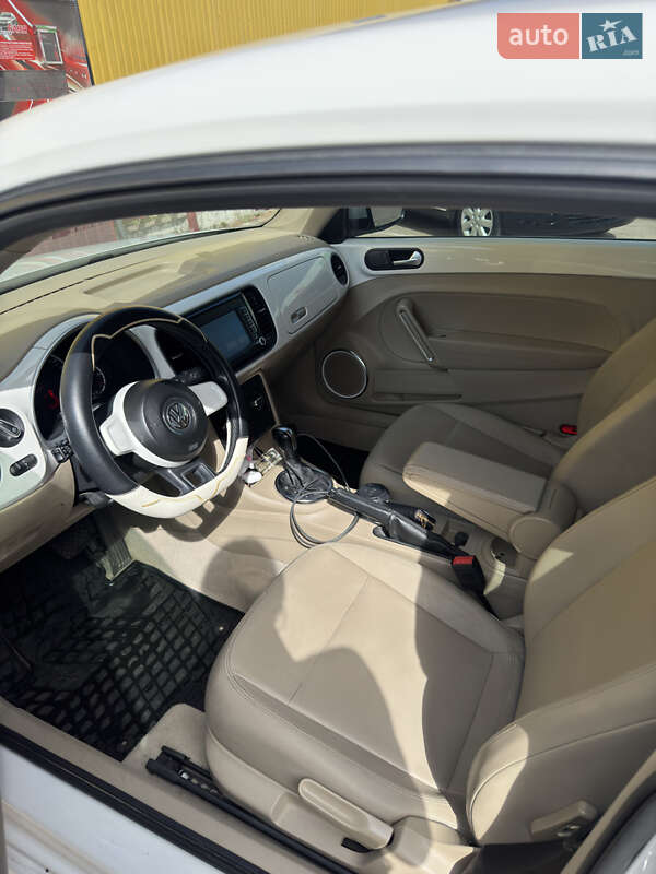 Хэтчбек Volkswagen Beetle 2013 в Чернигове фото 6 Хэтчбек Volkswagen Beetle 2013 в Чернигове