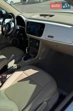 Хэтчбек Volkswagen Beetle 2016 в 