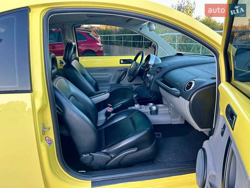 Хэтчбек Volkswagen Beetle 1999 в Киеве