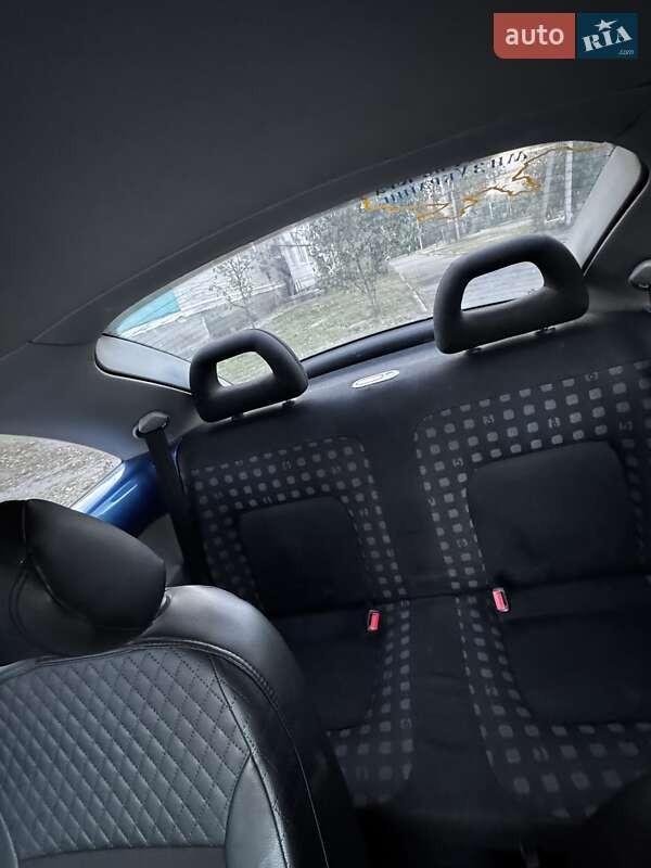Хетчбек Volkswagen Beetle 1998 в Петропавлівці