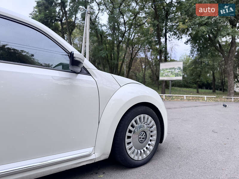 Хэтчбек Volkswagen Beetle 2013 в Чернигове фото 2 Хэтчбек Volkswagen Beetle 2013 в Чернигове
