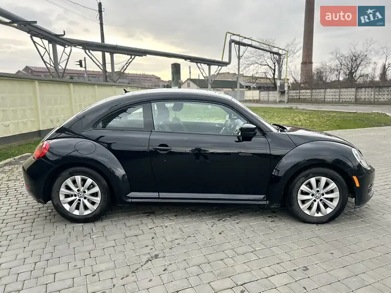 Volkswagen Beetle 2012