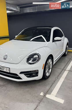 Хэтчбек Volkswagen Beetle 2017 в Киеве