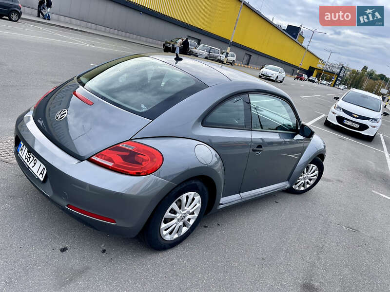 Хэтчбек Volkswagen Beetle 2011 в Киеве