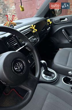Хэтчбек Volkswagen Beetle 2013 в 