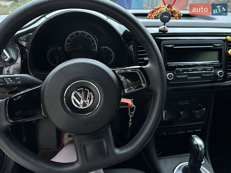 Хэтчбек Volkswagen Beetle 2013 в Полтаве