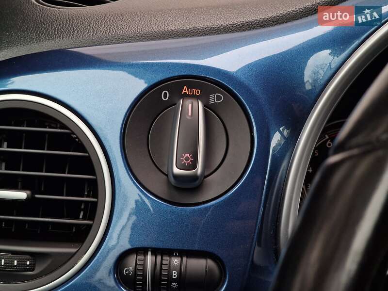 Кабриолет Volkswagen Beetle 2016 в Одессе фото 109 Кабриолет Volkswagen Beetle 2016 в Одессе