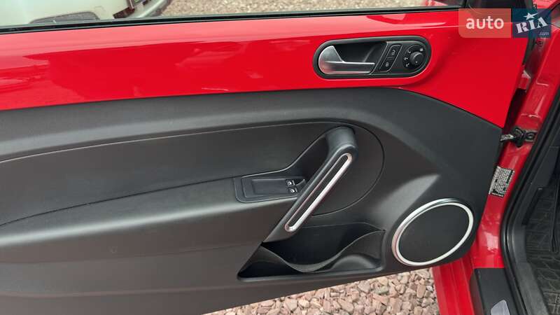 Хетчбек Volkswagen Beetle 2012 в Києві