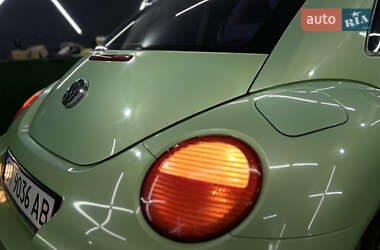 Хэтчбек Volkswagen Beetle 2000 в  фото 17 Хэтчбек Volkswagen Beetle 2000 в